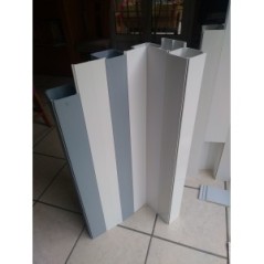 ELEMENT CONSTRUCTION  PVC ARMUR 10X10 cm